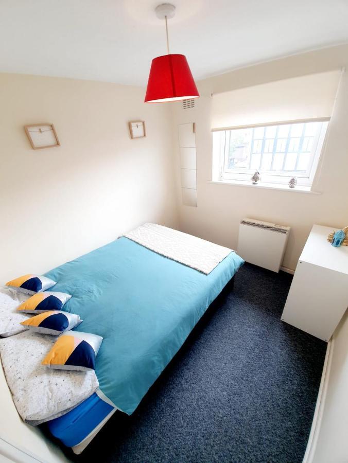 Rayleigh Town Centre 3 Bedroom Apartment 外观 照片